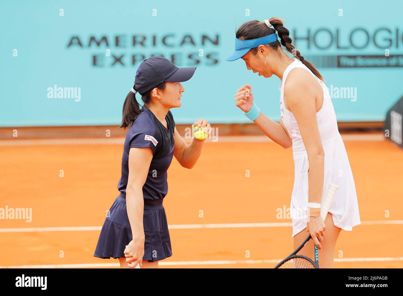 Madrid, Spain, MAY 3, 2022 - (L-R) Shuko Aoyama (JPN), Hao-Ching Chan  (TPE), MAY 3, 2022 - Tennis : Aoyama and Chan during Doubles 2nd round  match against Cornet and Tomljanovic on