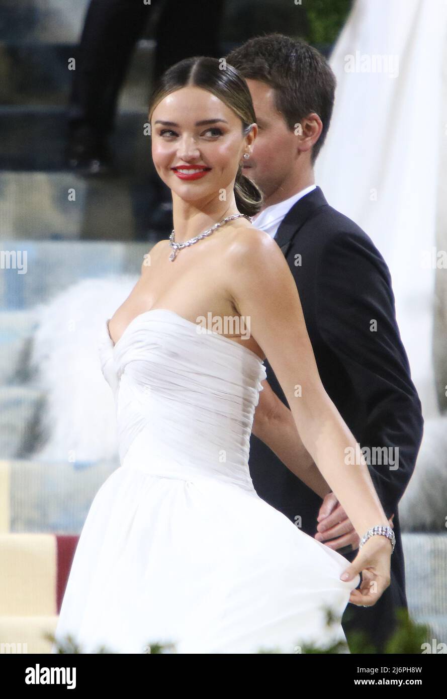 NEW YORK, NEW YORK MAY 02 Miranda Kerr at The 2022 Met Gala
