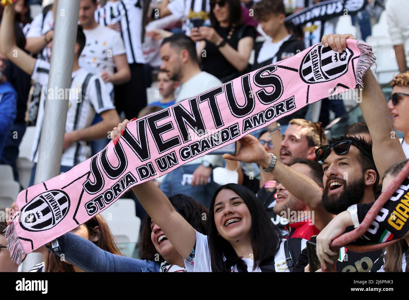 Juventus fc fans hi-res stock photography and images - Alamy