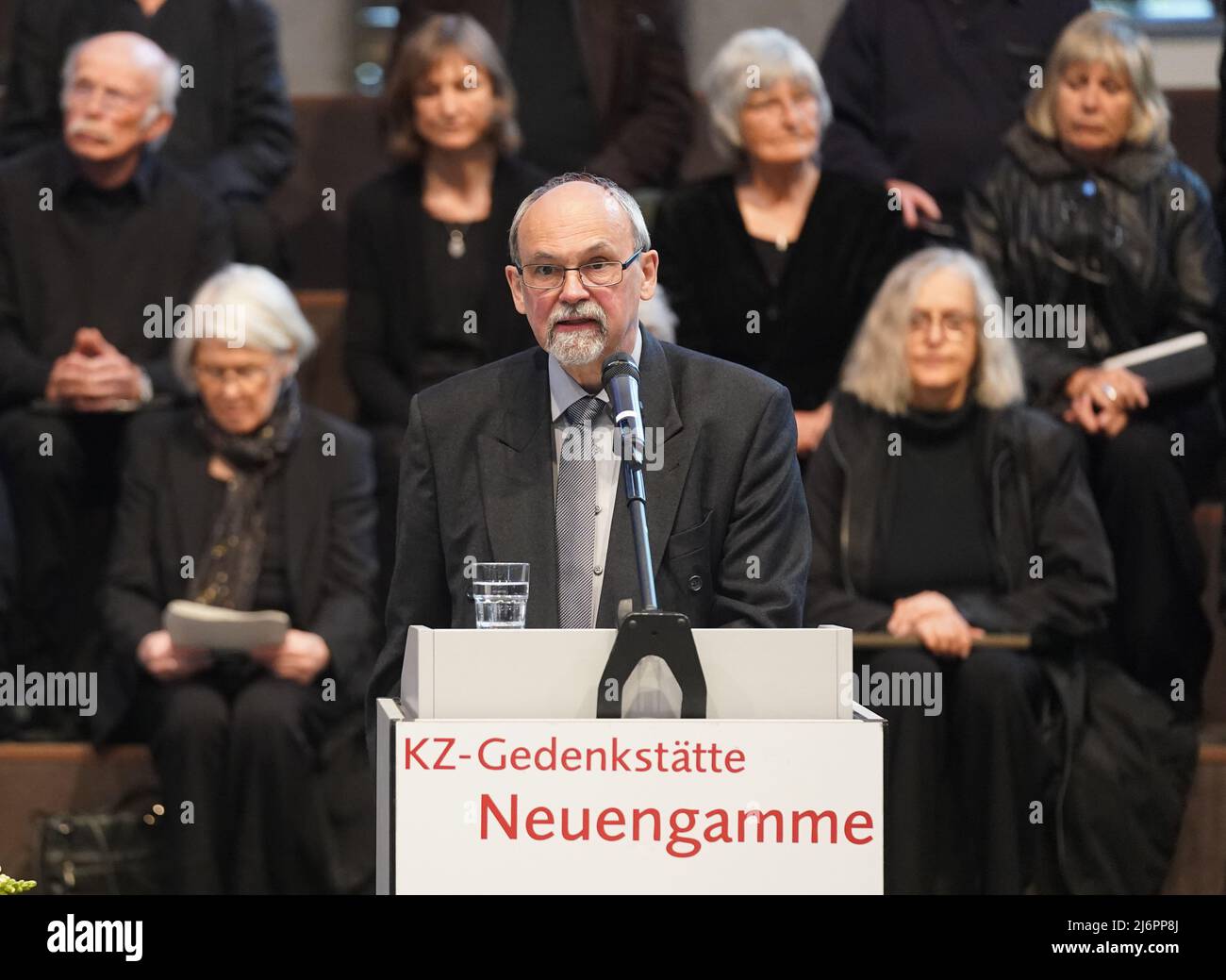 Many well-wishers attend Wellness Center opening, image size:1300x1039