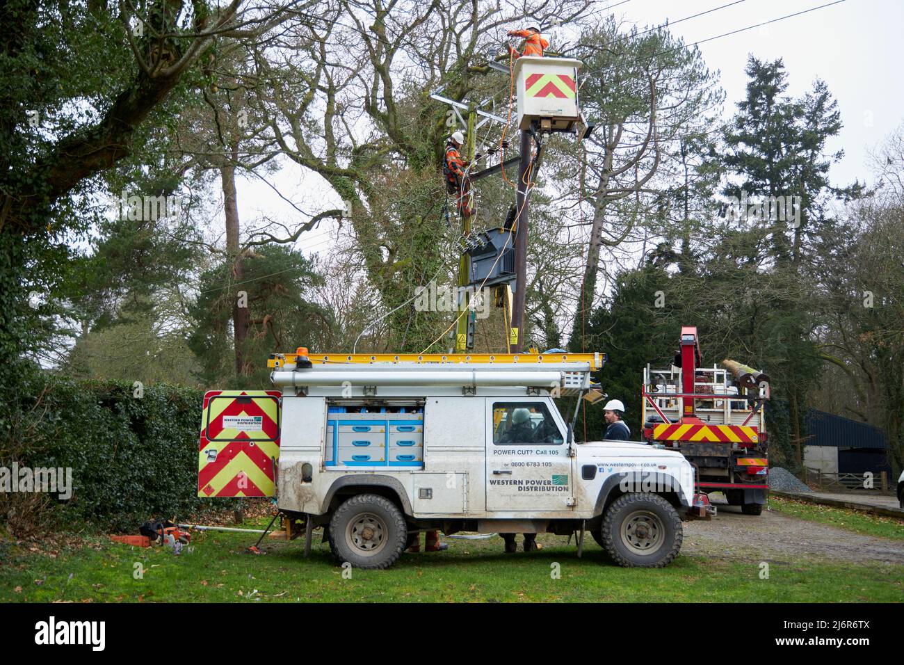 Powerline repairs by engineers from Western Power distribution serving Midlands, South West and Wales. Stock Photo