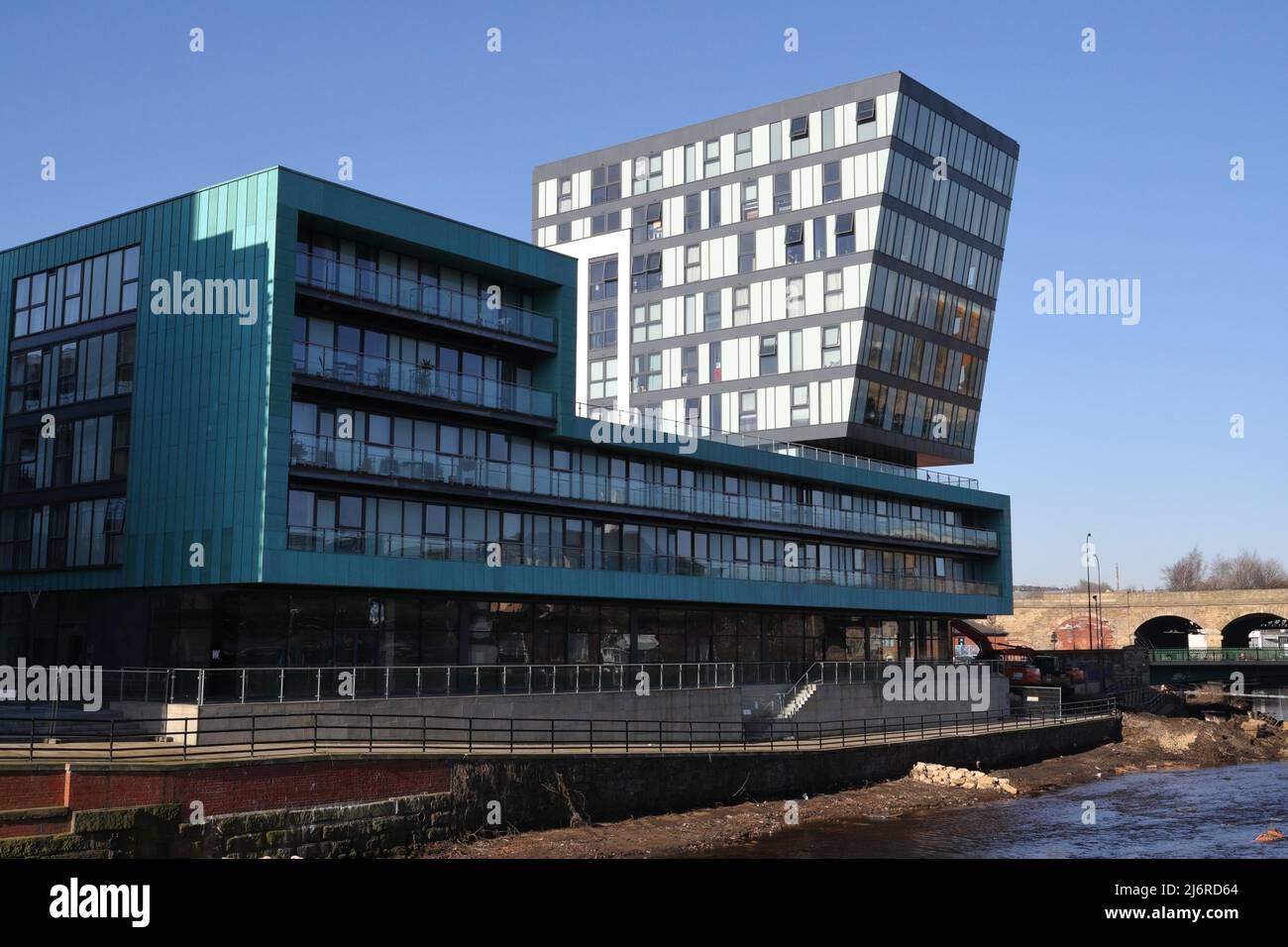 Sheffield Wicker Riverside Development alongside the River Don, Modern Flats Apartments England Stock Photo