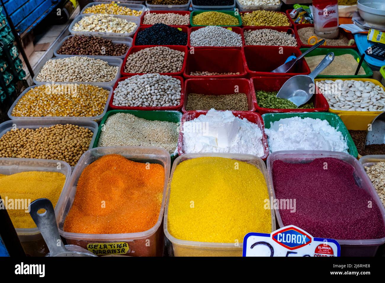 Beans and Pulses (Legumes) For Sale At The Mercado Modelo, Chiclayo, Lambayeque Region, Peru. Stock Photo