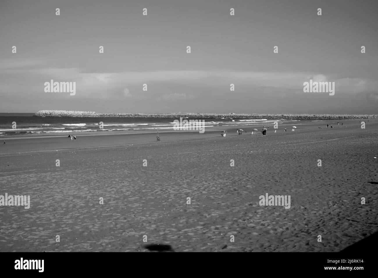 Black and white capture of a sandy beach Stock Photo - Alamy