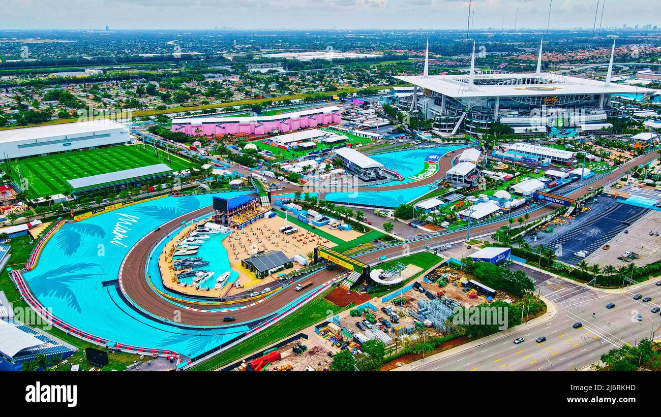 Miami Gardens, FL, USA. 3rd May 2022. Aerial view on F1 Circuit and Hard Rock Stadium, almost ready for Formula 1 Crypto.com Miami Grand Prix Weekend on May 6-8 2022. Miami will become the 11th venue in the United States to host a World Championship F1 race. Credit: Yaroslav Sabitov/YES Market Media/Alamy Live News Stock Photo