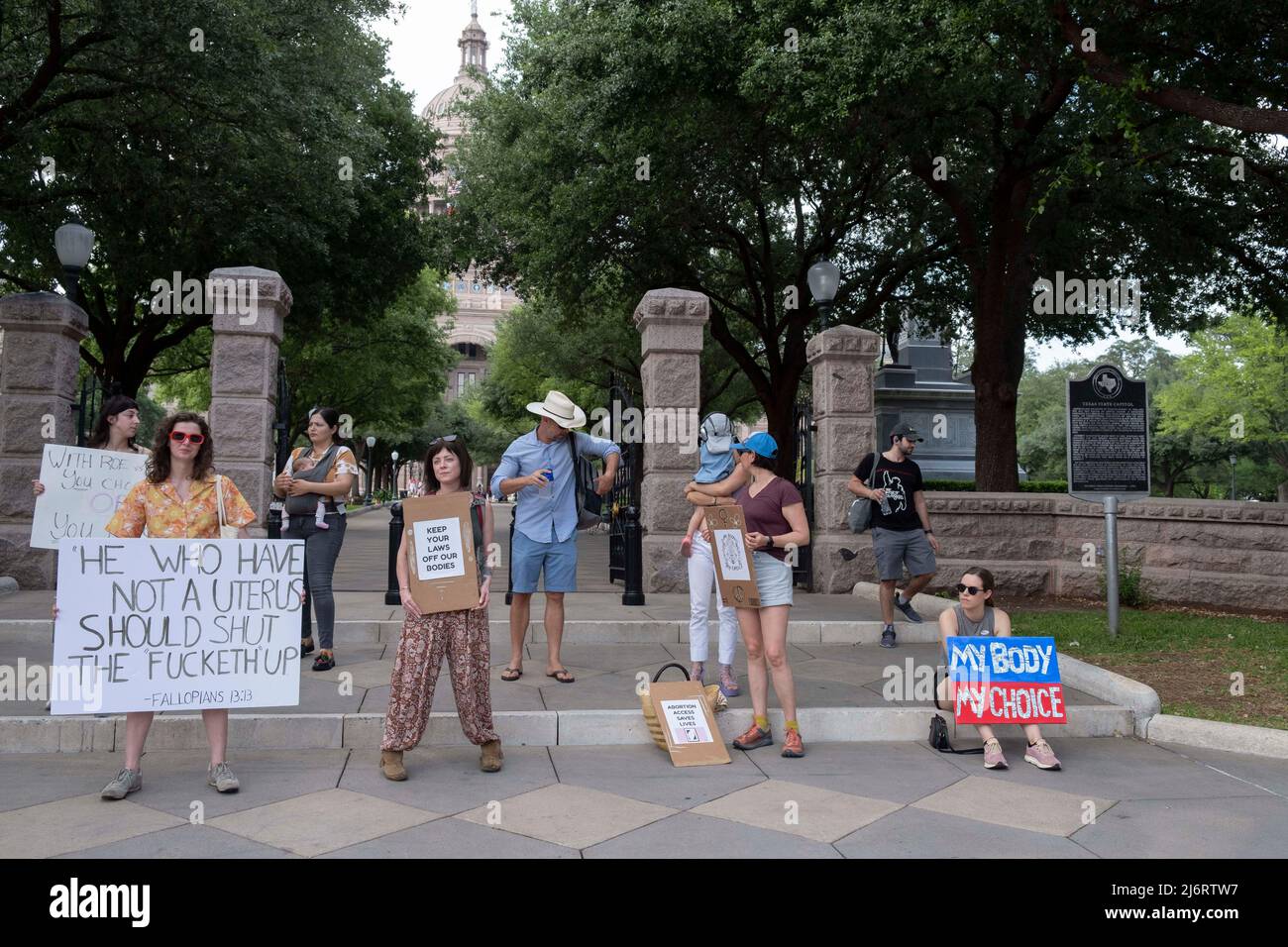 Texas, US, May 3, 2022: Abortion rights protesters rally outside of the Texas State Capital in response to the leaked draft of a Supreme Court opinion that would overturn the landmark Roe v. Wade decision that established a constitutional right to abortion. Austin, Texas. Mario Cantu/CSM Stock Photo