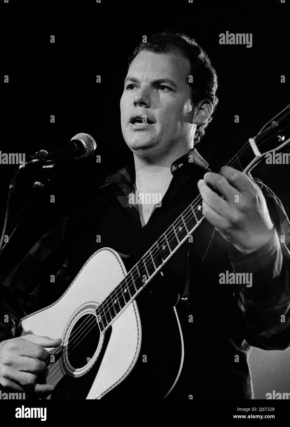 Christopher Cross performs on Solid Gold, 1984 Credit Ron Wolfson