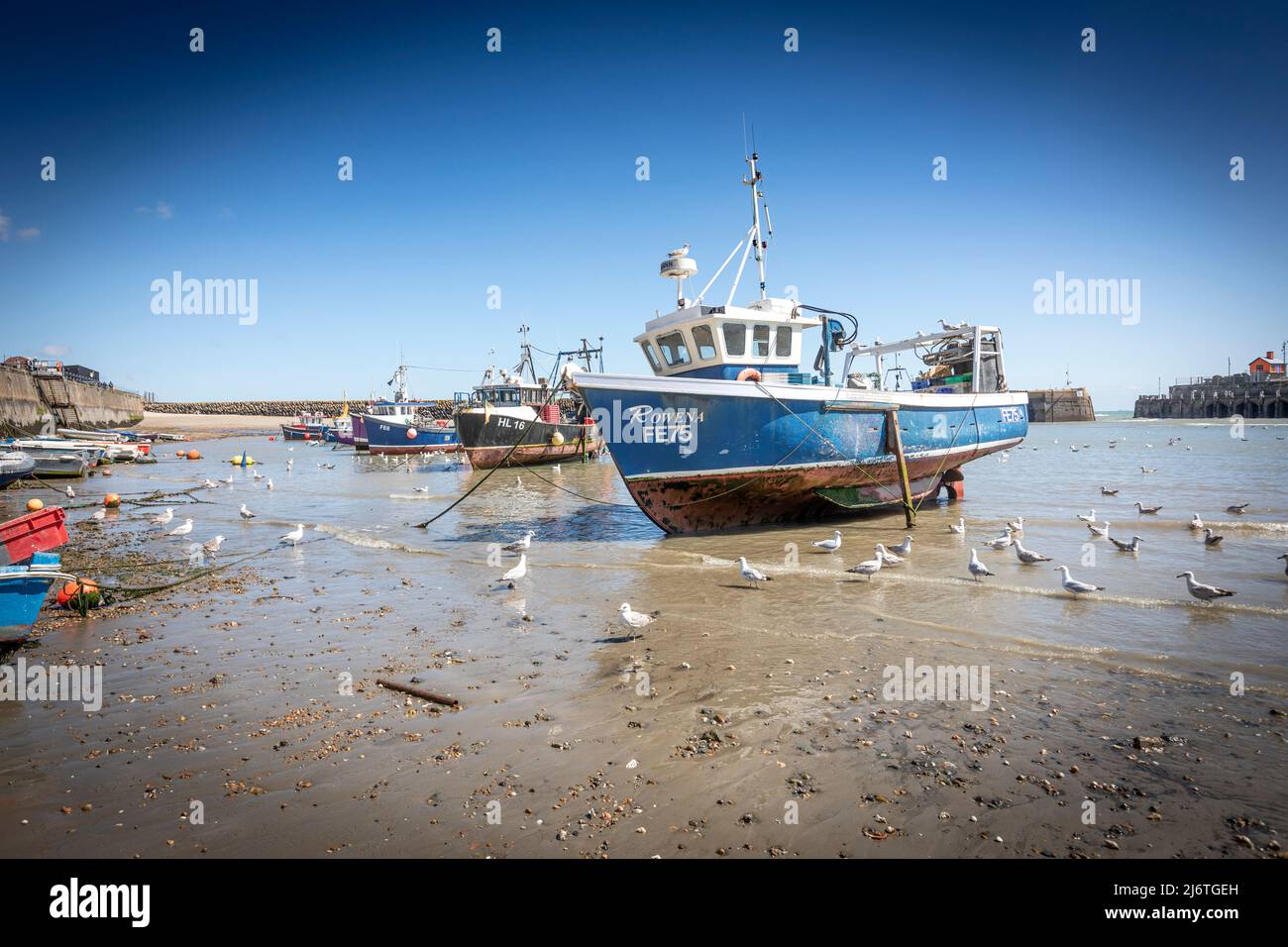 Folkestone harbour fishing boats hi-res stock photography and images ...