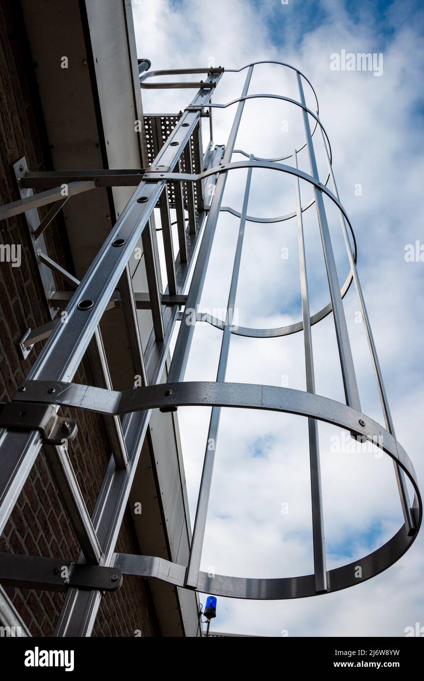 Metal cage staircase hi-res stock photography and images - Alamy