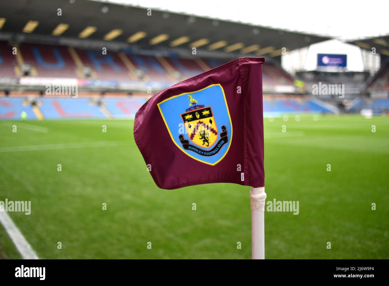 File photo dated 25-01-2020 of General view of the Burnley corner flag. The stakes at play in Burnley's fight against relegation have been brought into sharp relief after the club's financial results showed they would face a 'significant' loan repayment if they drop into the Championship. Issue date: Wednesday May 4, 2022. Stock Photo