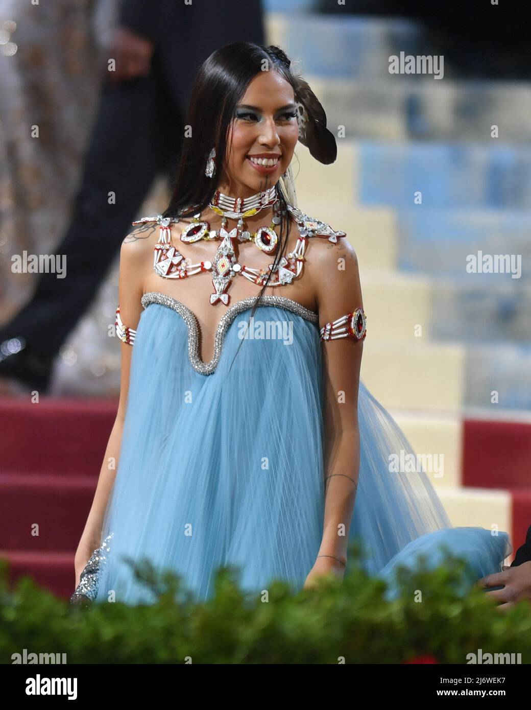quannah-chasinghorse-met-gala-hi-res-stock-photography-and-images-alamy