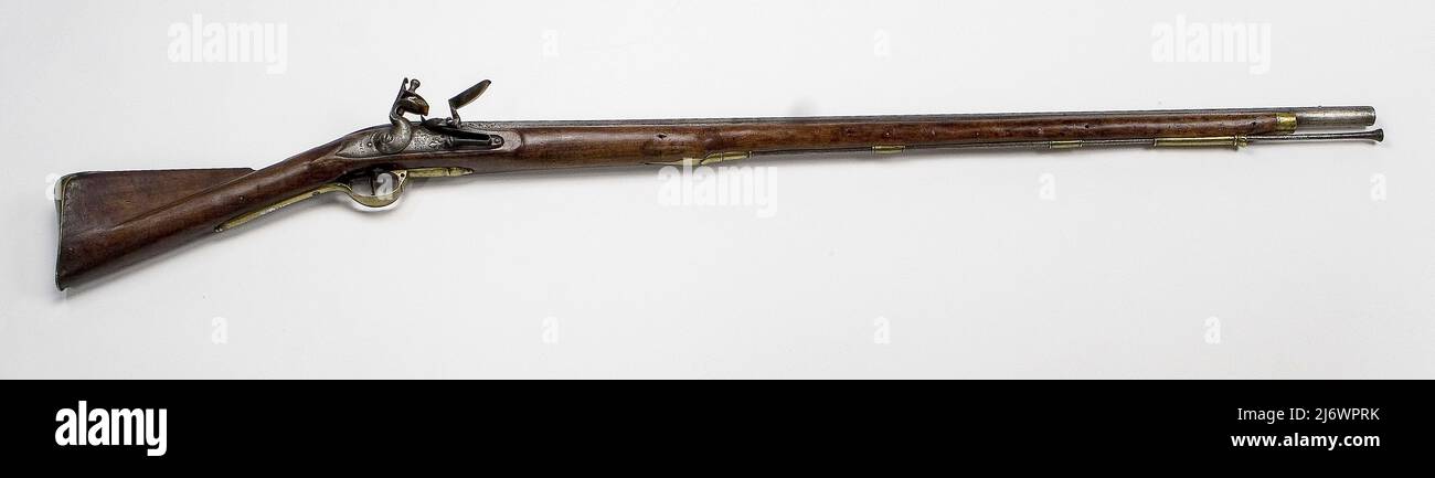 A British military short land pattern musket, more commonly referred to as a Brown Bess, used by Thomas F. Bates in the American Revolution and by hi Stock Photo