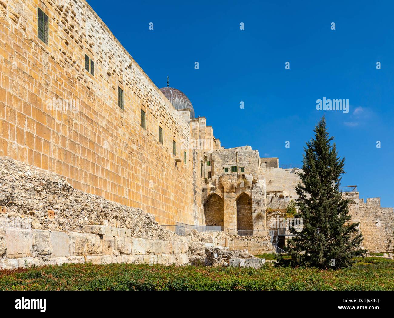 Jerusalem, Israel - October 13, 2017: Umayyad Palace Garden archeological park at south wall of Temple Mount and Al-Aqsa Mosque in Jerusalem Old City Stock Photo