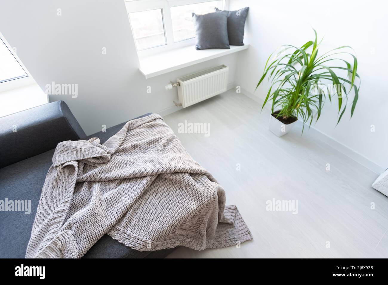 Pictures Of Studio Apartment Interior Color