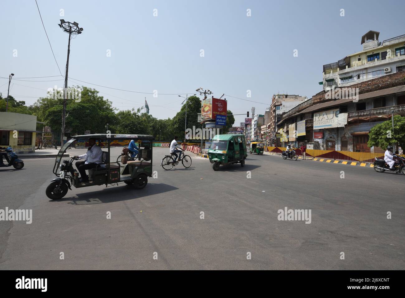 Mall road and Neil road junction. Phool Bagh, Kanpur, Uttar Pradesh