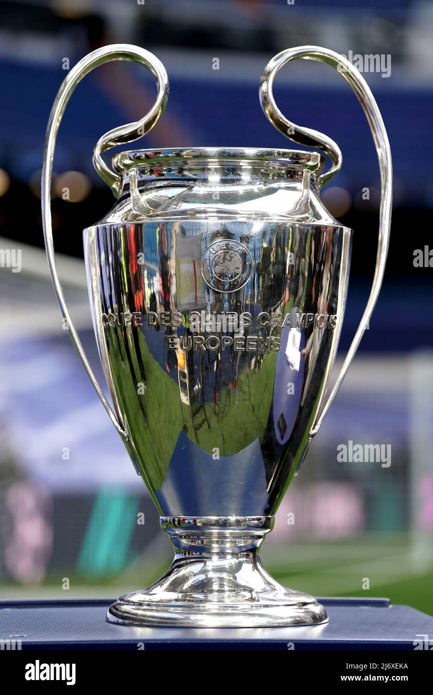 General view of the uefa cup trophy hi-res stock photography and images -  Alamy