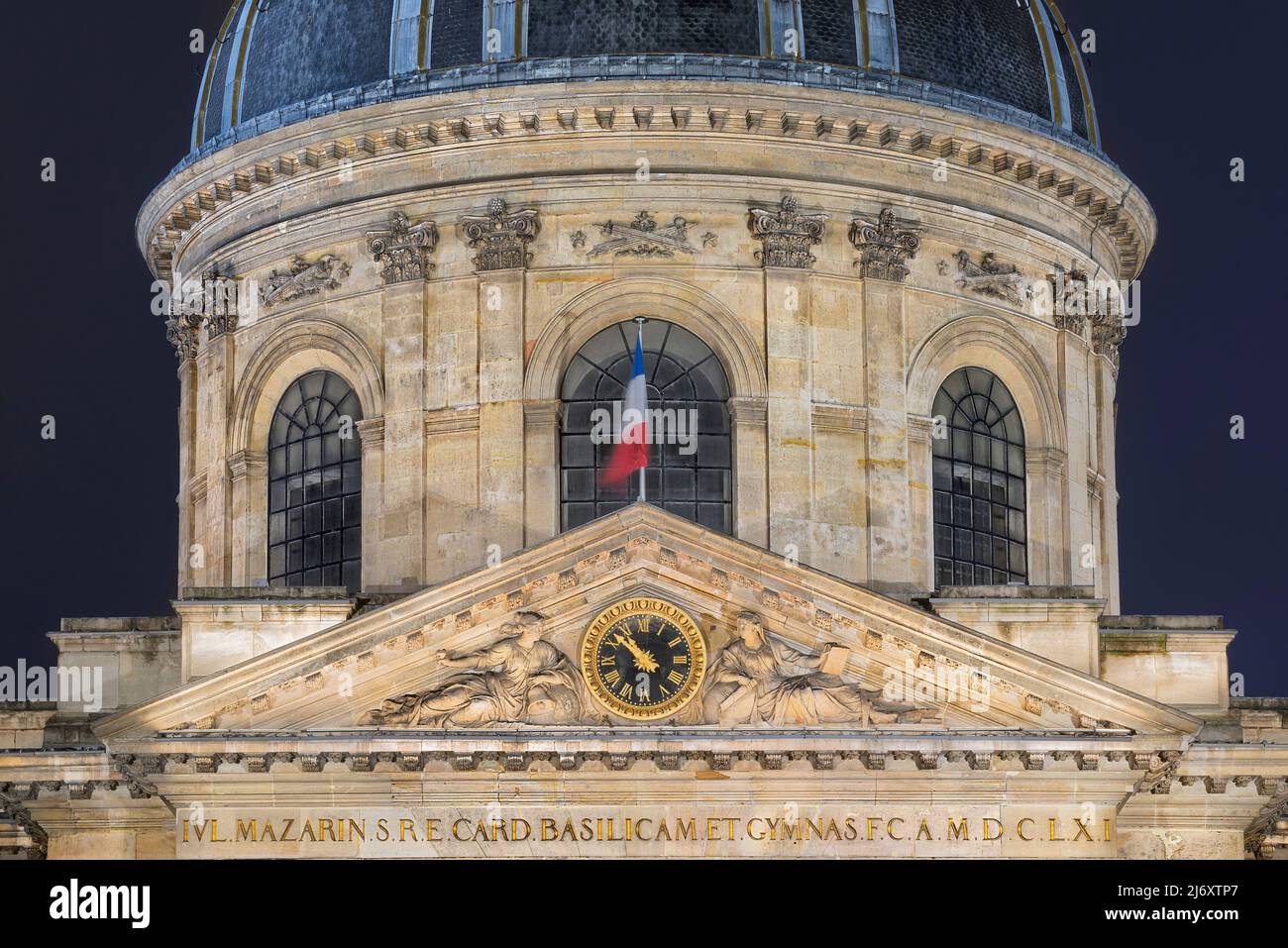ルーヴル美術館　複製画　Collège des Quatre Nations Collège des quatre nations hi-res stock photography and images - Alamy