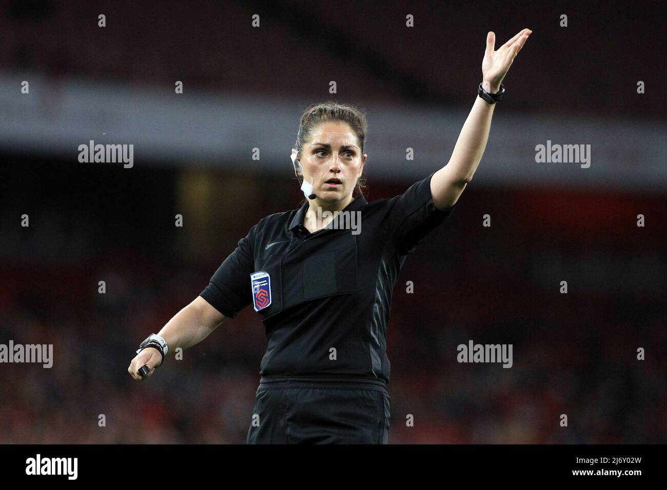 London, UK. 04th May, 2022. Referee Louise Saunders in action during the game. Barclays FA Women's super league match, Arsenal women v Tottenham Hotspur women at the Emirates Stadium in London on Wednesday 4th May 2022. this image may only be used for Editorial purposes. Editorial use only, license required for commercial use. No use in betting, games or a single club/league/player publications.pic by Steffan Bowen/Andrew Orchard sports photography/Alamy Live News Credit: Andrew Orchard sports photography/Alamy Live News Stock Photo