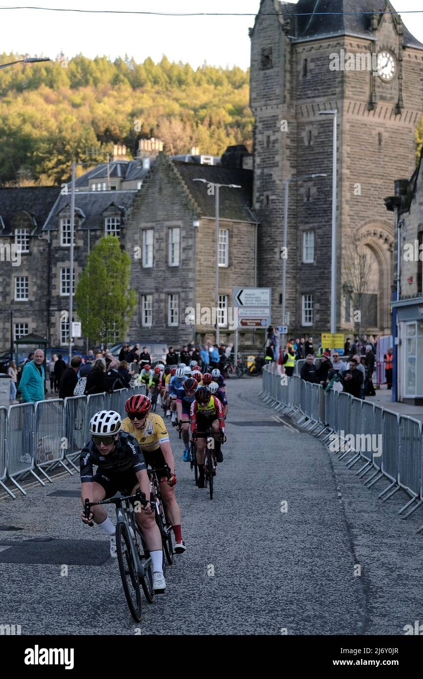 Galashiels, Wednesday 04 May 2022 Women Riders compete in  Round 2 of the 7 event series in town centres across the United Kingdom. A 1km loop round Galashiels in the Scottish Borders, using Bank Street and Channel Street, closed roads event.  (Image Rob Gray) Credit: Rob Gray/Alamy Live News Stock Photo