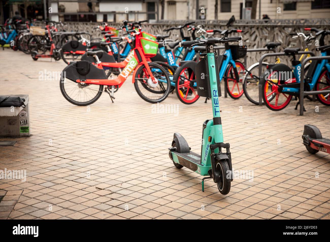 Picture of a electric scooter on the pavements of a street in Bordeaux  France, with the logo of Tier Mobility. Tier Mobility is a self-service  electr Stock Photo - Alamy