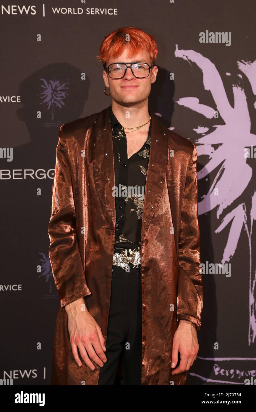 Jake Wesley Rogers arrives at the Fifth Annual Berggruen Prize Gala ...