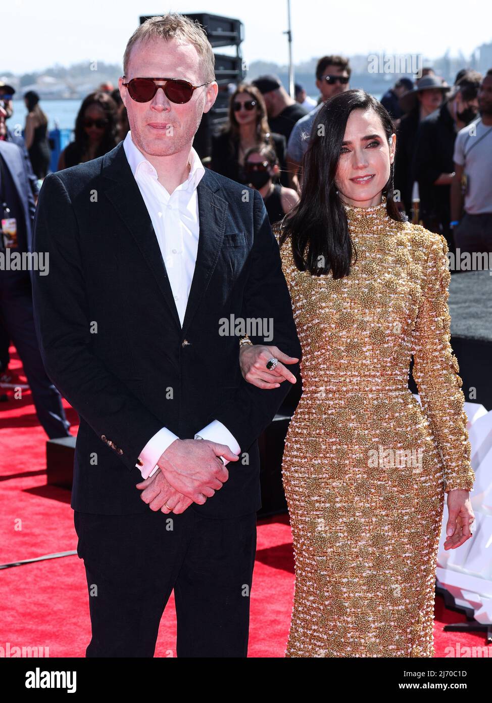 SAN DIEGO, CALIFORNIA, USA - MAY 04: English actor Paul Bettany and wife/American actress Jennifer Connelly arrive at the World Premiere Of Paramount Pictures' 'Top Gun: Maverick' held at the USS Midway Museum on May 4, 2022 in San Diego, California, United States. (Photo by Xavier Collin/Image Press Agency) Stock Photo