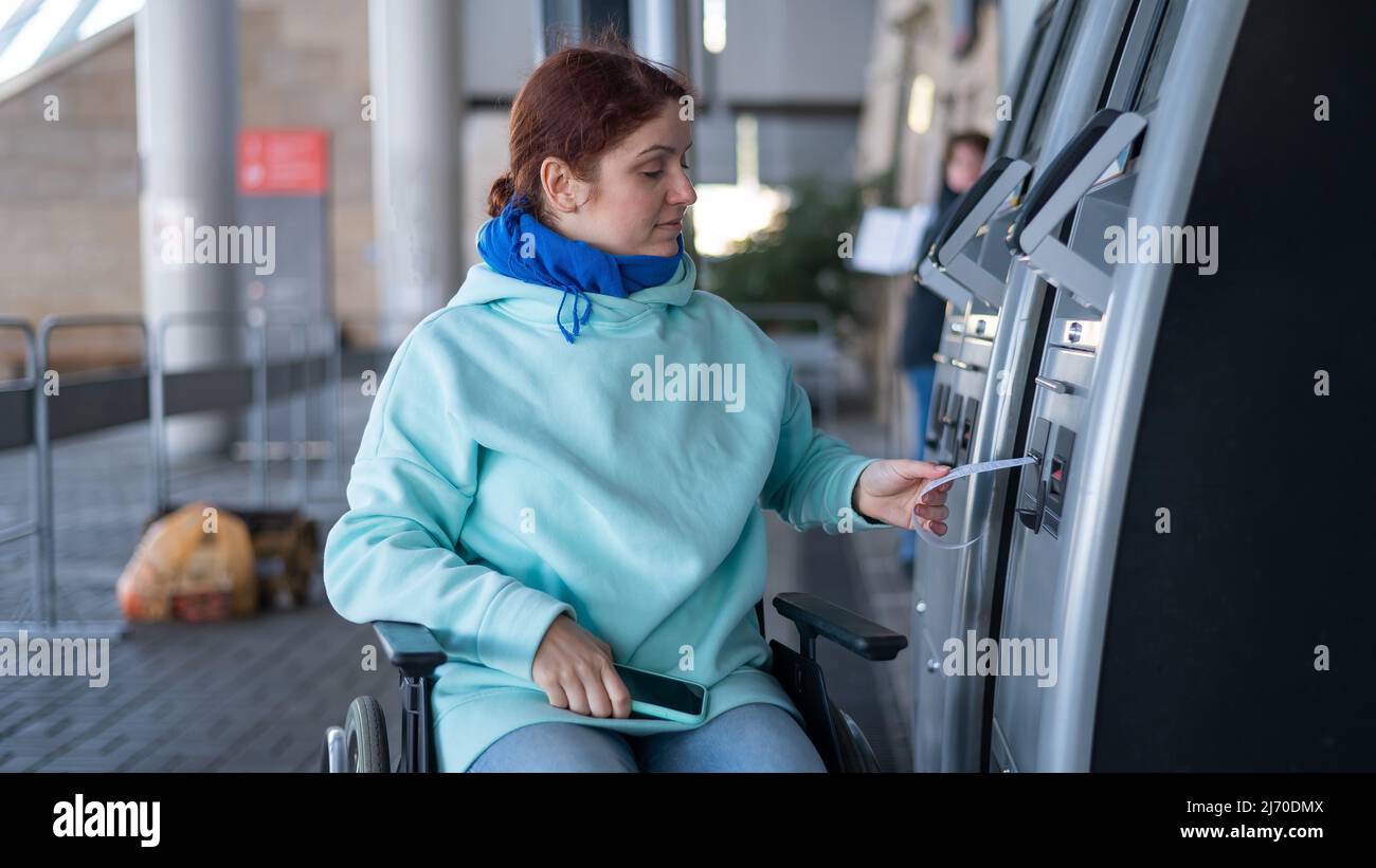 Service counter wheelchair hires stock photography and images Alamy