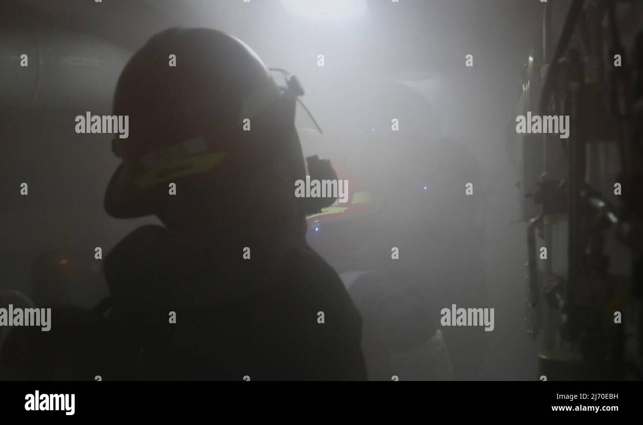 Damage control training team drill High Resolution Stock Photography ...