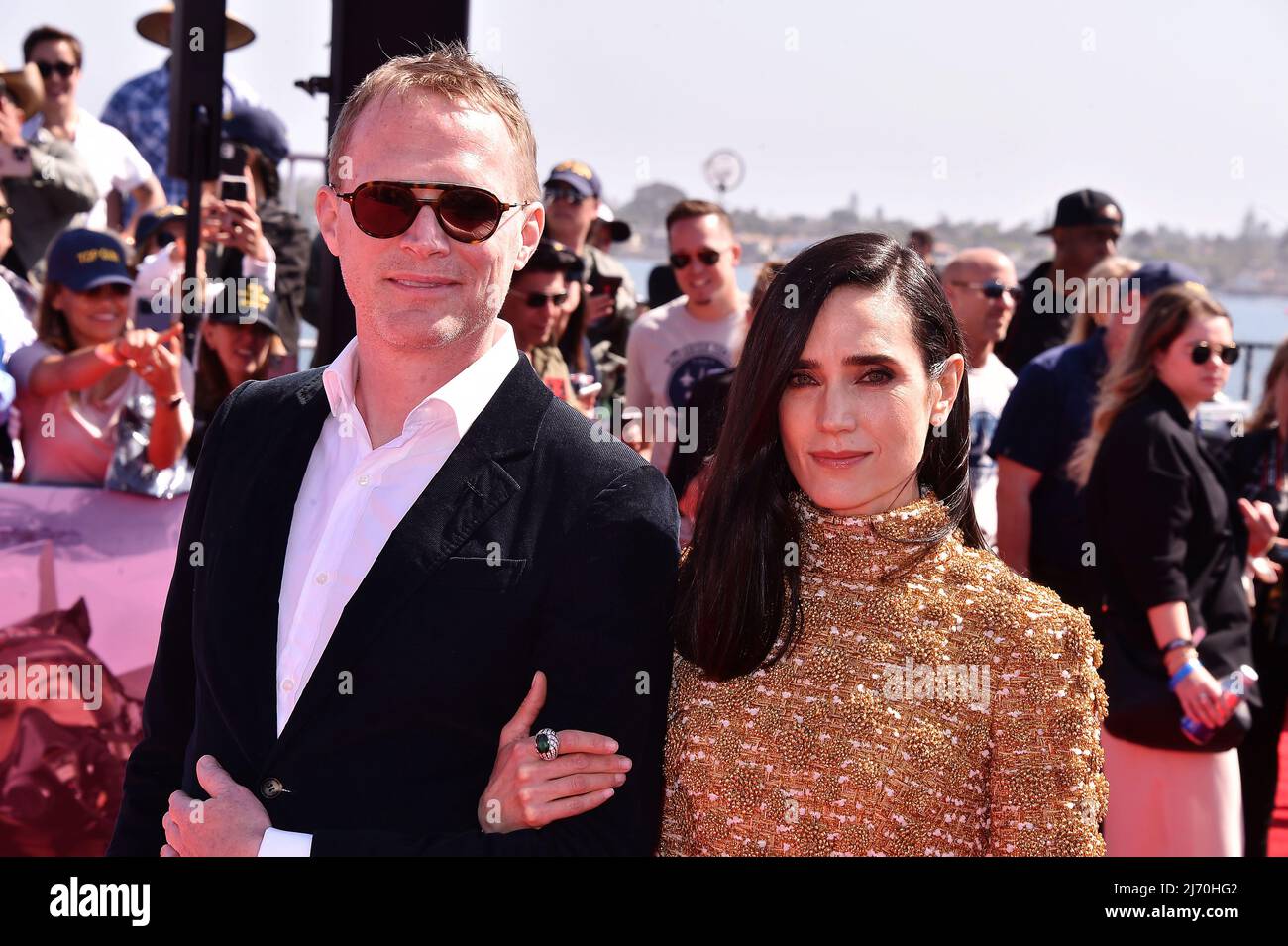 San Diego, USA. 04th May, 2022. Paul Bettany and Jennifer Connelly arriving  to the 'Top Gun: Maverick' global premiere on the USS Midway in San Diego,  CA on May 4, 2022 ©
