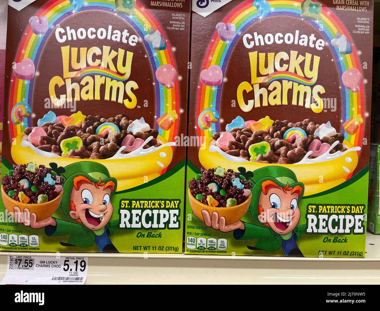 Lucky charms cereal hi-res stock photography and images - Alamy