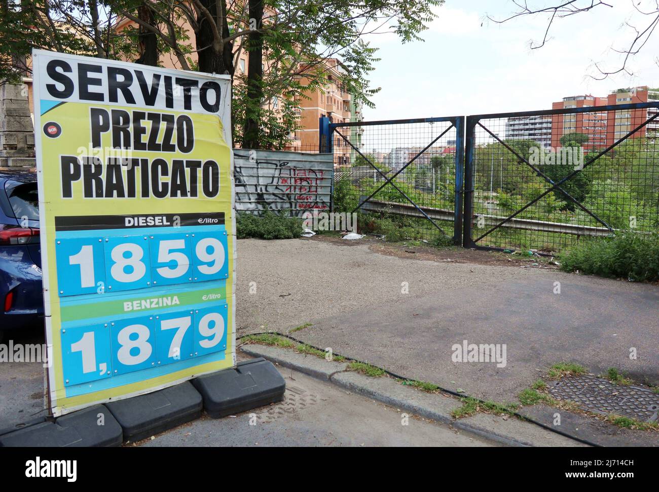 Italy rome fuel station fuel price gas price italian government hires