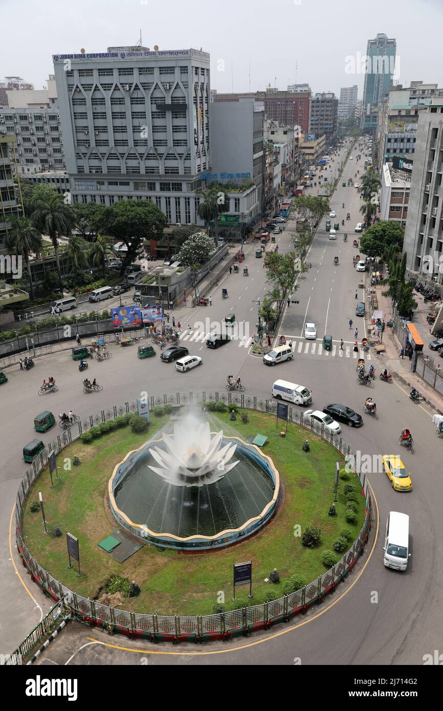 The Shapla Square or Shapla Chattar, at Motijheel Commercial Area of ...