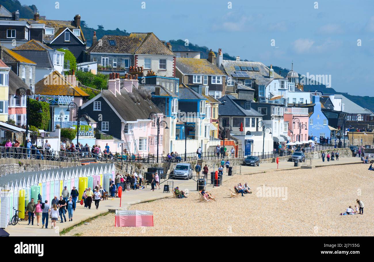 Lyme Regis, Dorset, UK. 5th May 2022. UK Weather Scorching hot