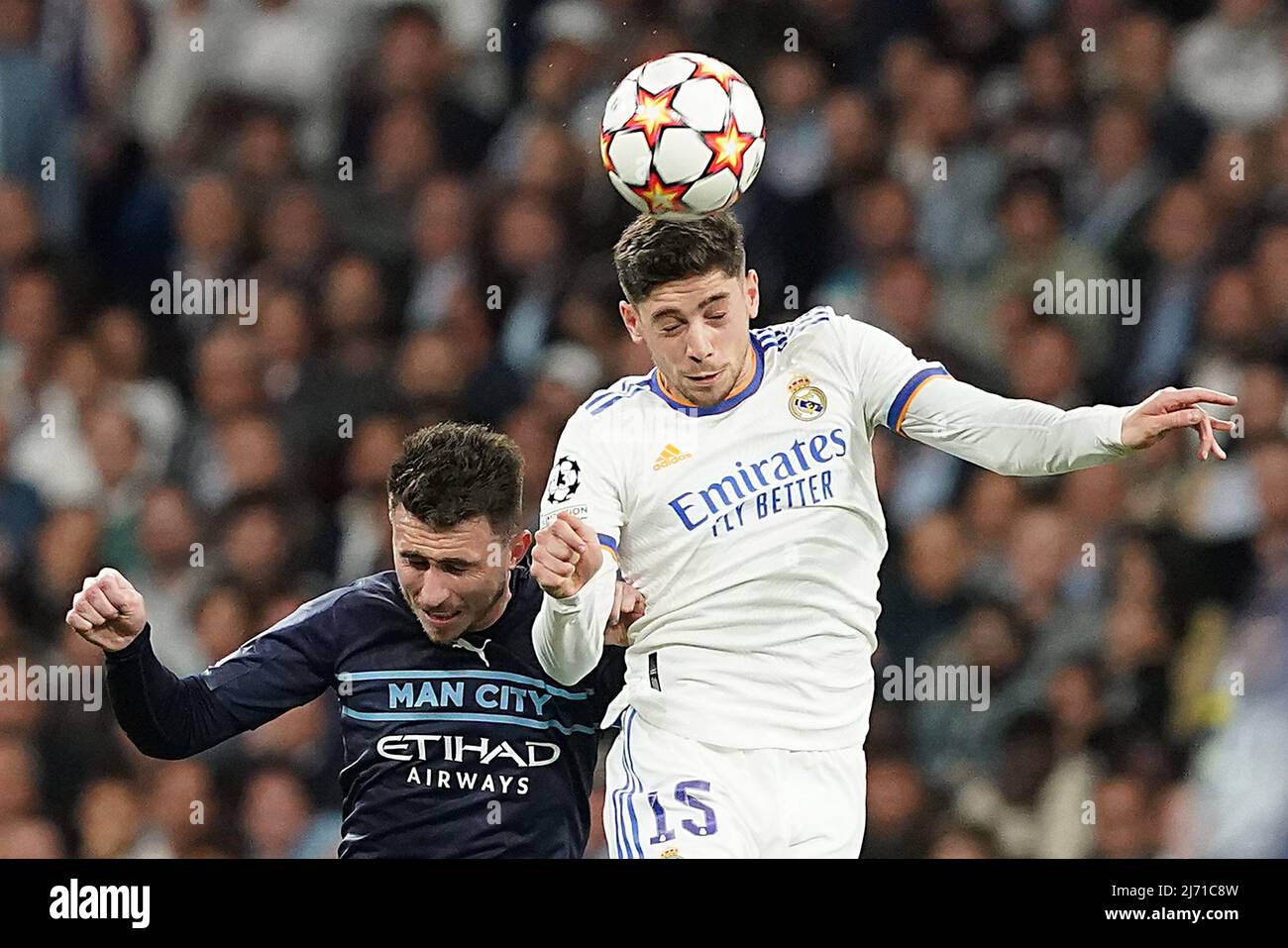 Real Madrid's Fede Valverde (r) and Manchester City Fc's Aymeric Laporte  during Champions League Semi-finals 2nd leg match. in Madrid, Spain on May  4, 2022. (Photo by Acero/Alter Photos/Sipa USA Stock Photo -
