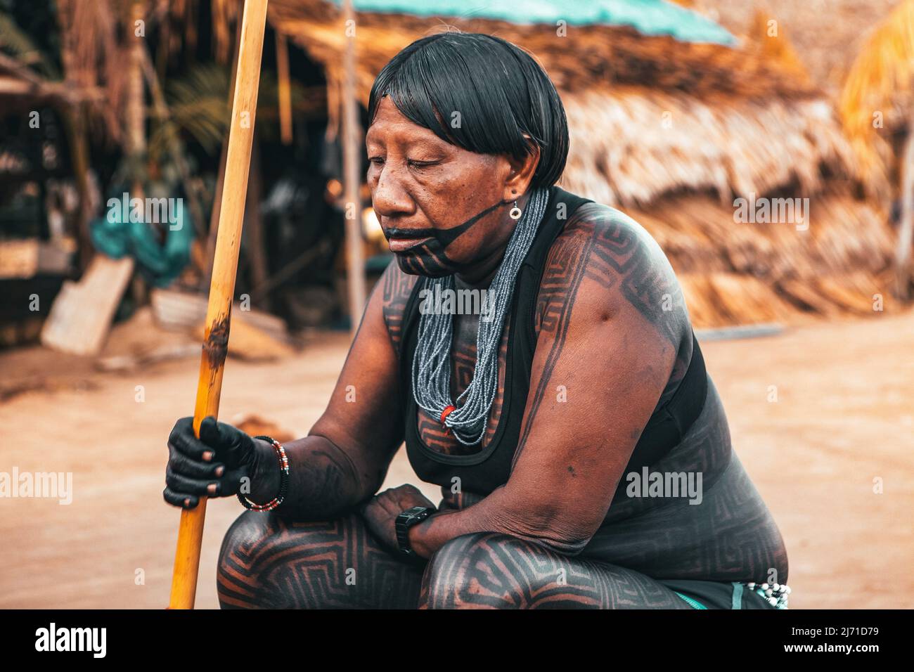 Indian woman, leader of an Amazon tribe in Brazil. Strong female role model. Baixo Amazonas, Pará, Amazon, Brazil. Stock Photo