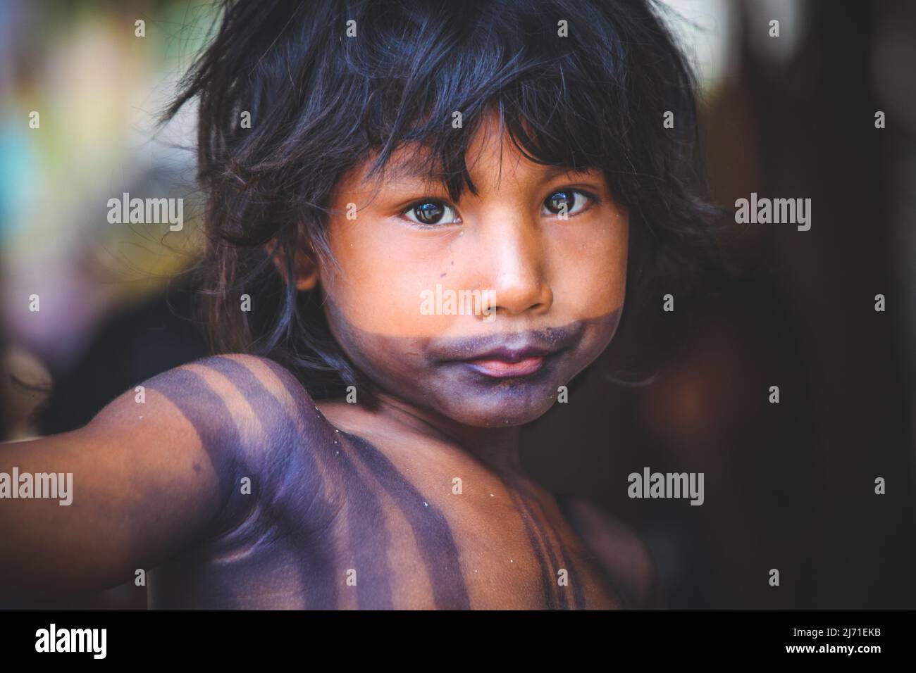 Beautiful indian child from the Asurini tribe in the Brazilian Amazon Stock Photo