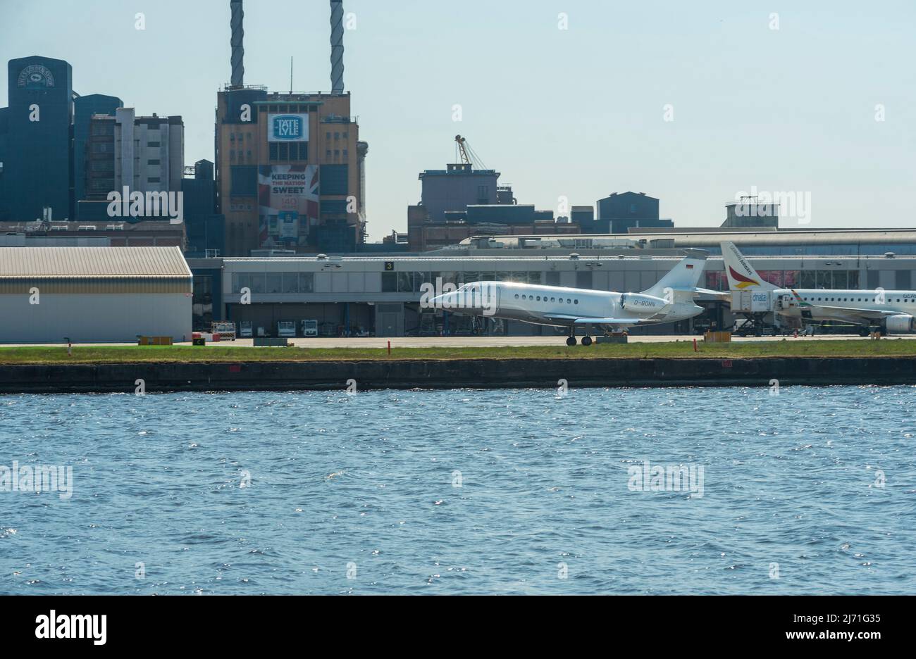 Dassault Falcon 2000EX aeroplane D-BONN landing at London City airport LCY London Docklands. Stock Photo