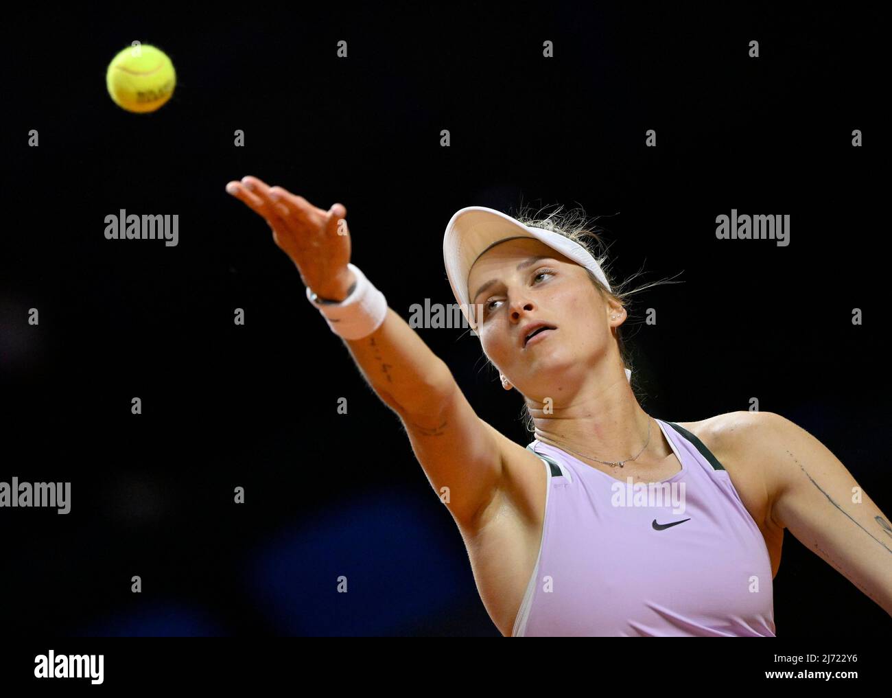 Marketa vondrousova aktion hi-res stock photography and images - Alamy