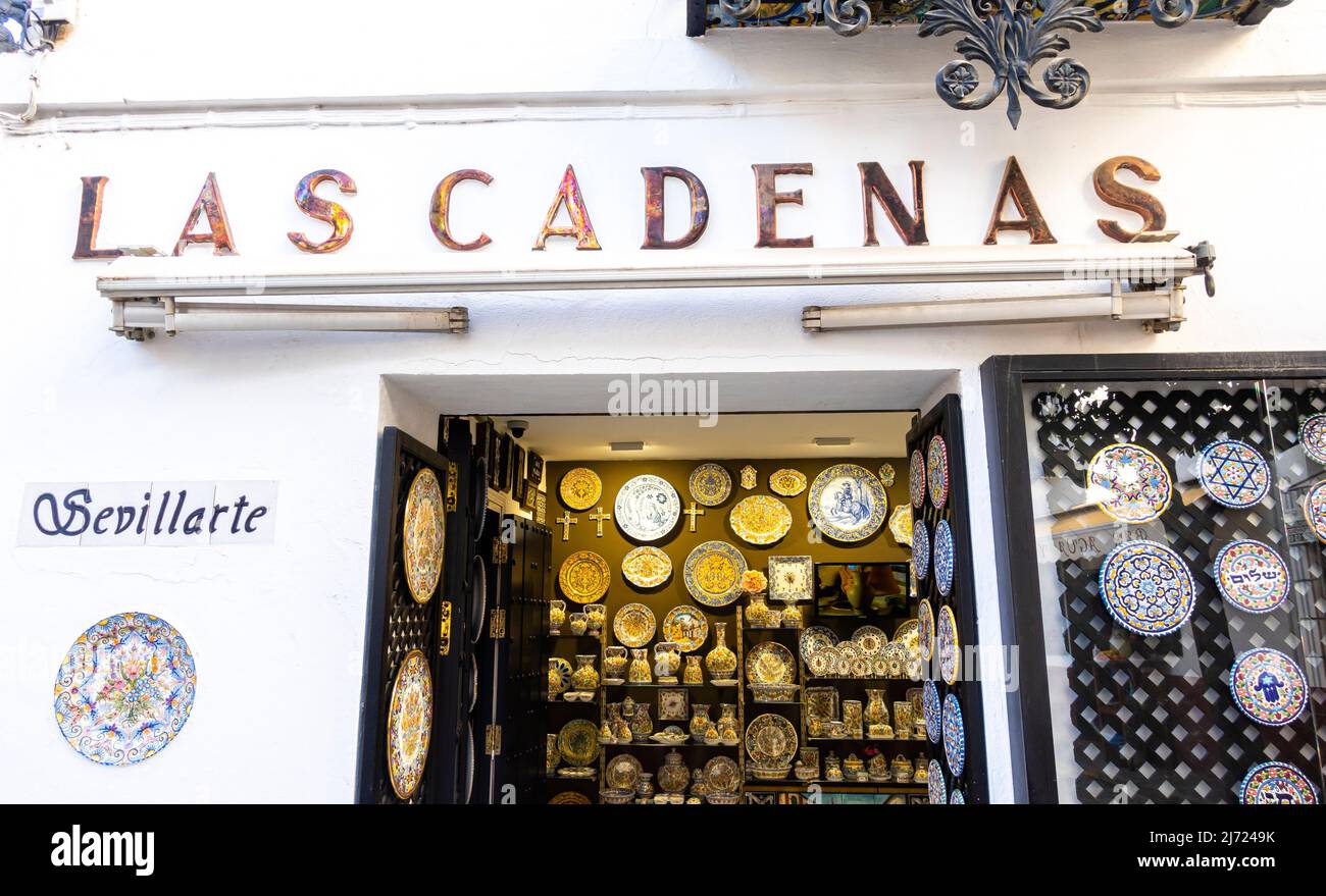 Las cadenas seville cadenas hires stock photography and images Alamy