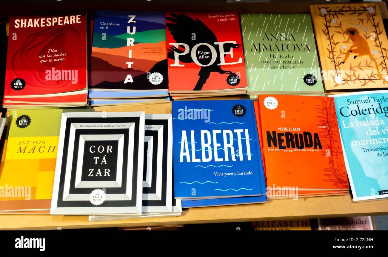 World classic literature translated in Spanish. Editions in bookstore display Stock Photo