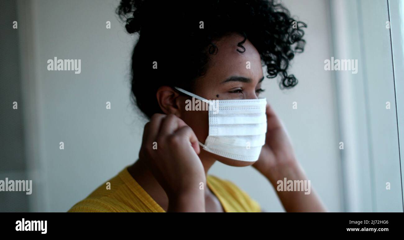 African girl wearing facemask hi-res stock photography and images - Alamy