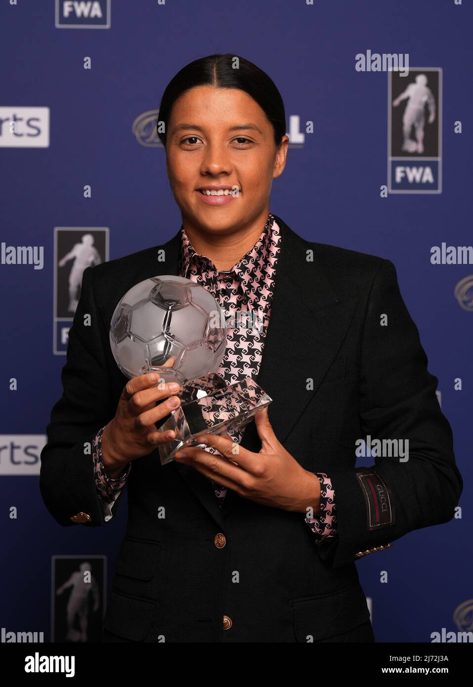 Chelsea's Sam Kerr poses with her FWA Women’s player of the Year Award