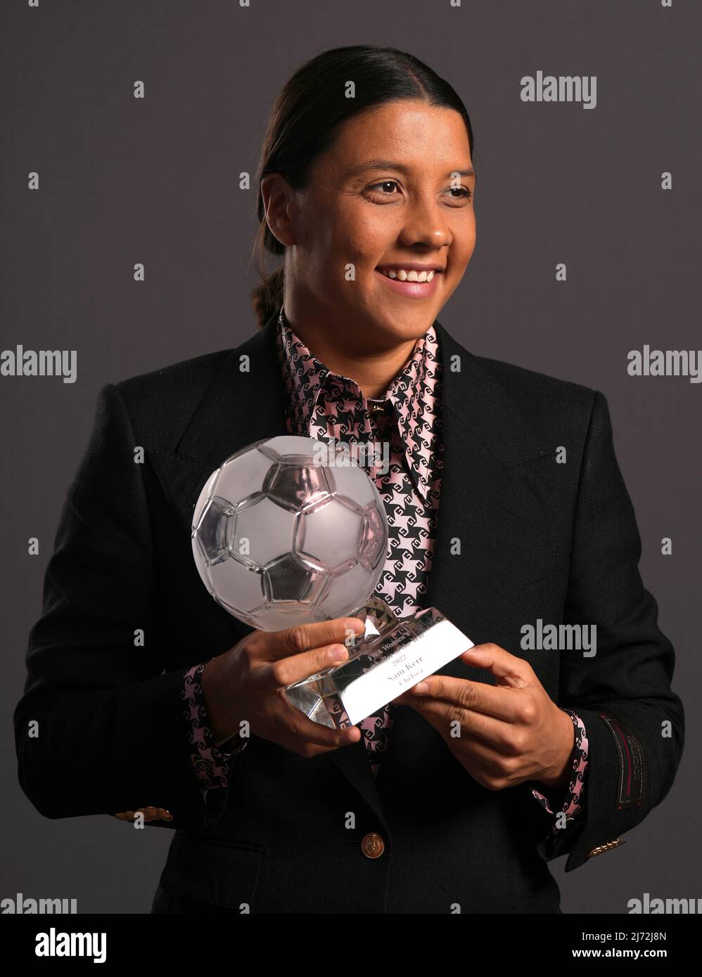 Chelsea's Sam Kerr poses with her FWA Women’s player of the Year Award