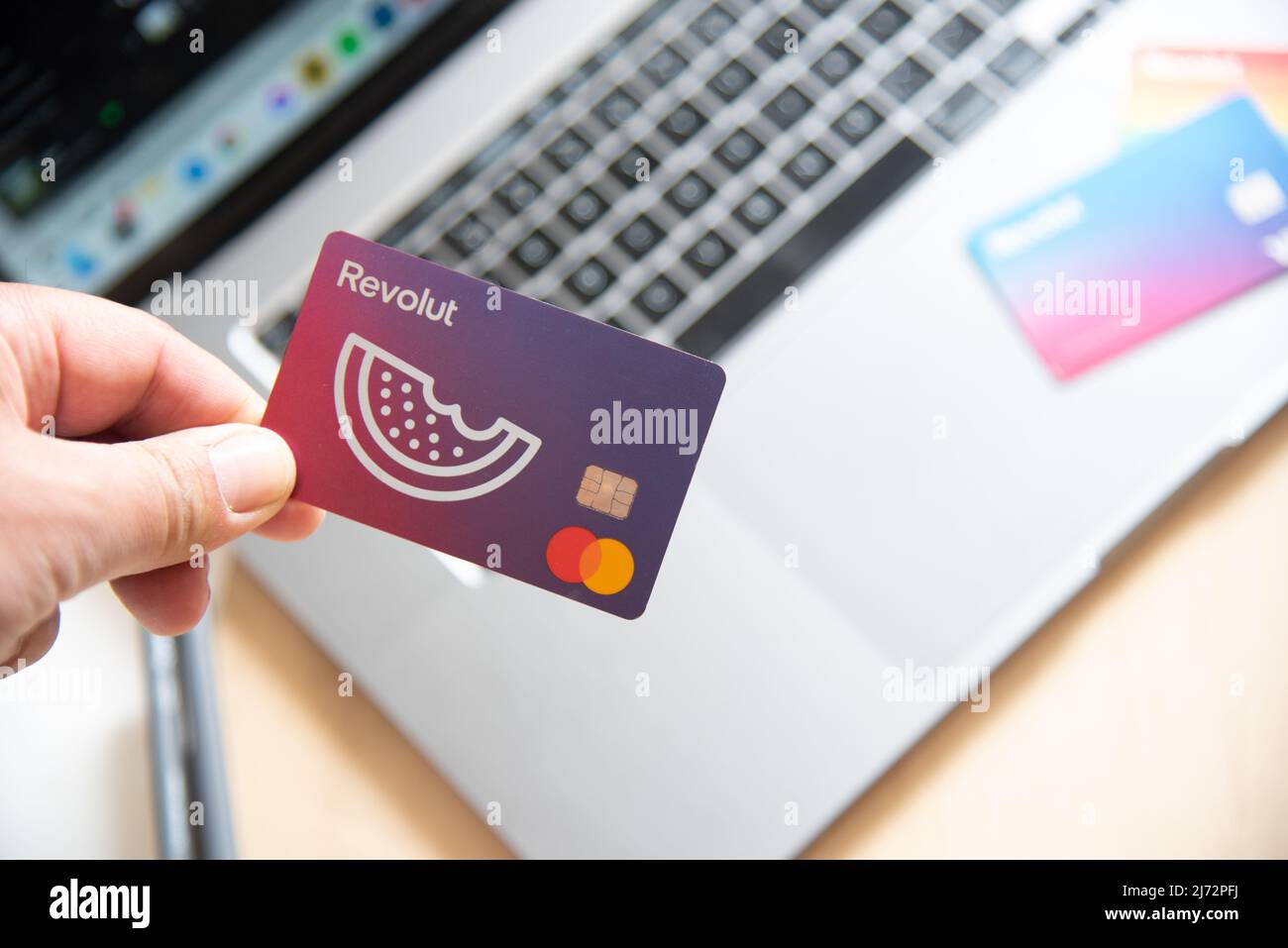 Contactless visa debit card hi-res stock photography and images - Alamy