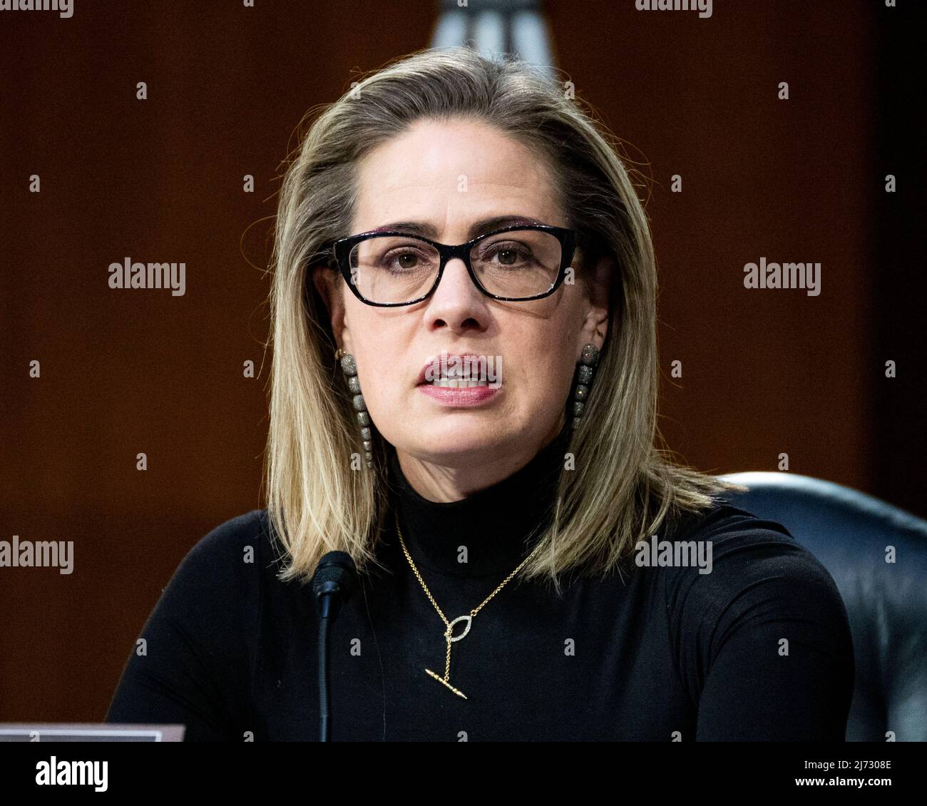 May 5, 2022, Washington, District of Columbia, United States: U.S. Senator KYRSTEN SINEMA (D-AZ) speaking at a hearing of the Senate Homeland Security and Governmental Affairs Committee. (Credit Image: © Michael Brochstein/ZUMA Press Wire) Stock Photo