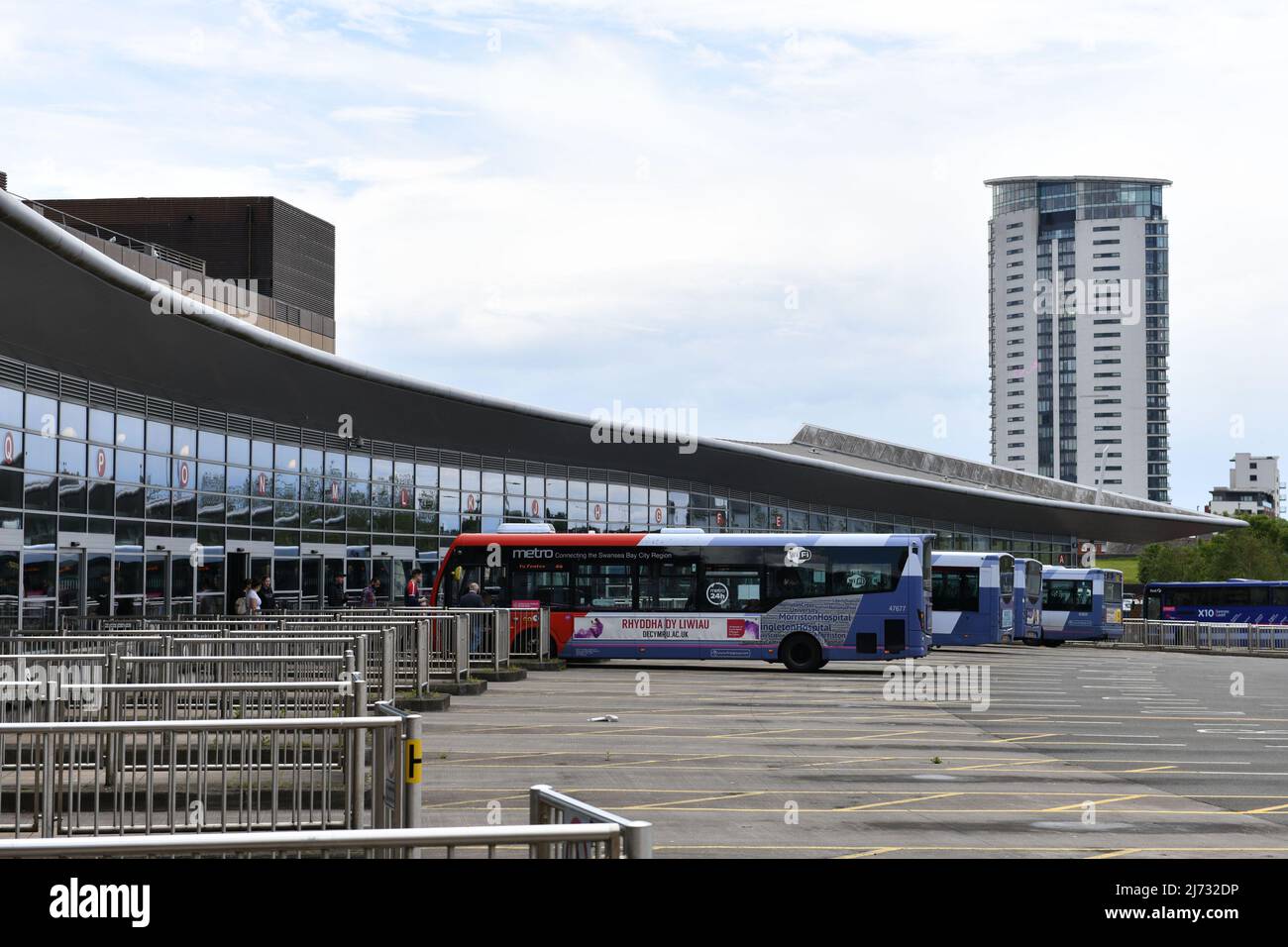 Swansea Bus Station Hi res Stock Photography And Images Alamy swansea-bus-station-hi-res-stock-photography-and-images-alamy