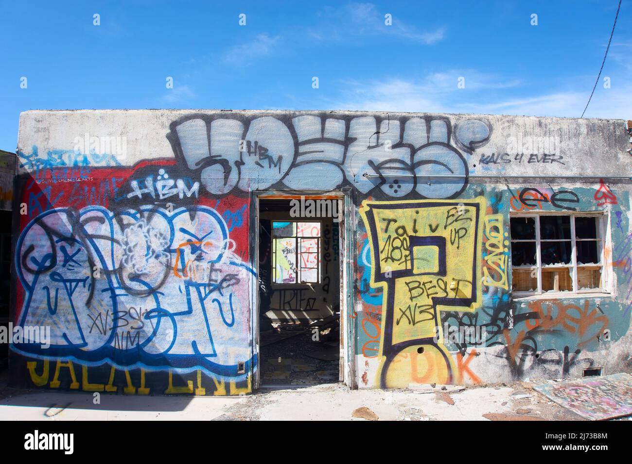 Abandoned graffiti filled gas station in Arizona, USA. Stock Photo