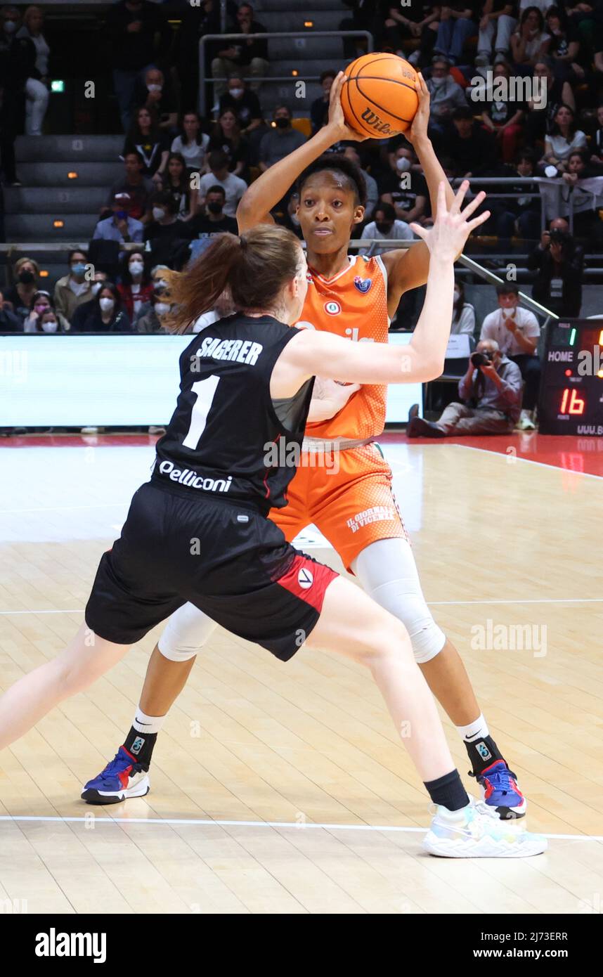 May 5, 2022, Bologna, Italy Jasmine Keys (Famila Schio Basket) during