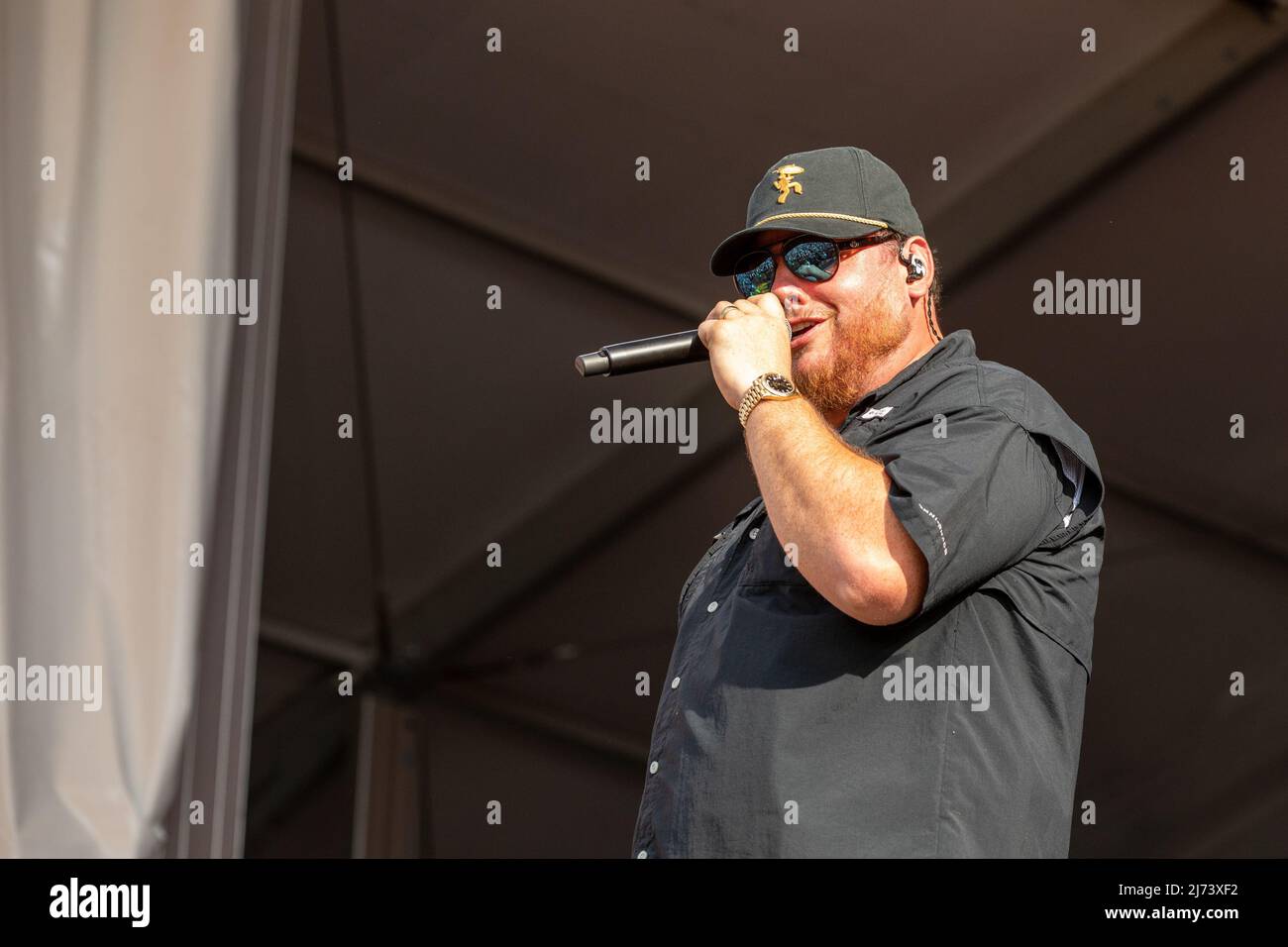 Luke Combs during New Orleans Jazz & Heritage Festival on May 5, 2022
