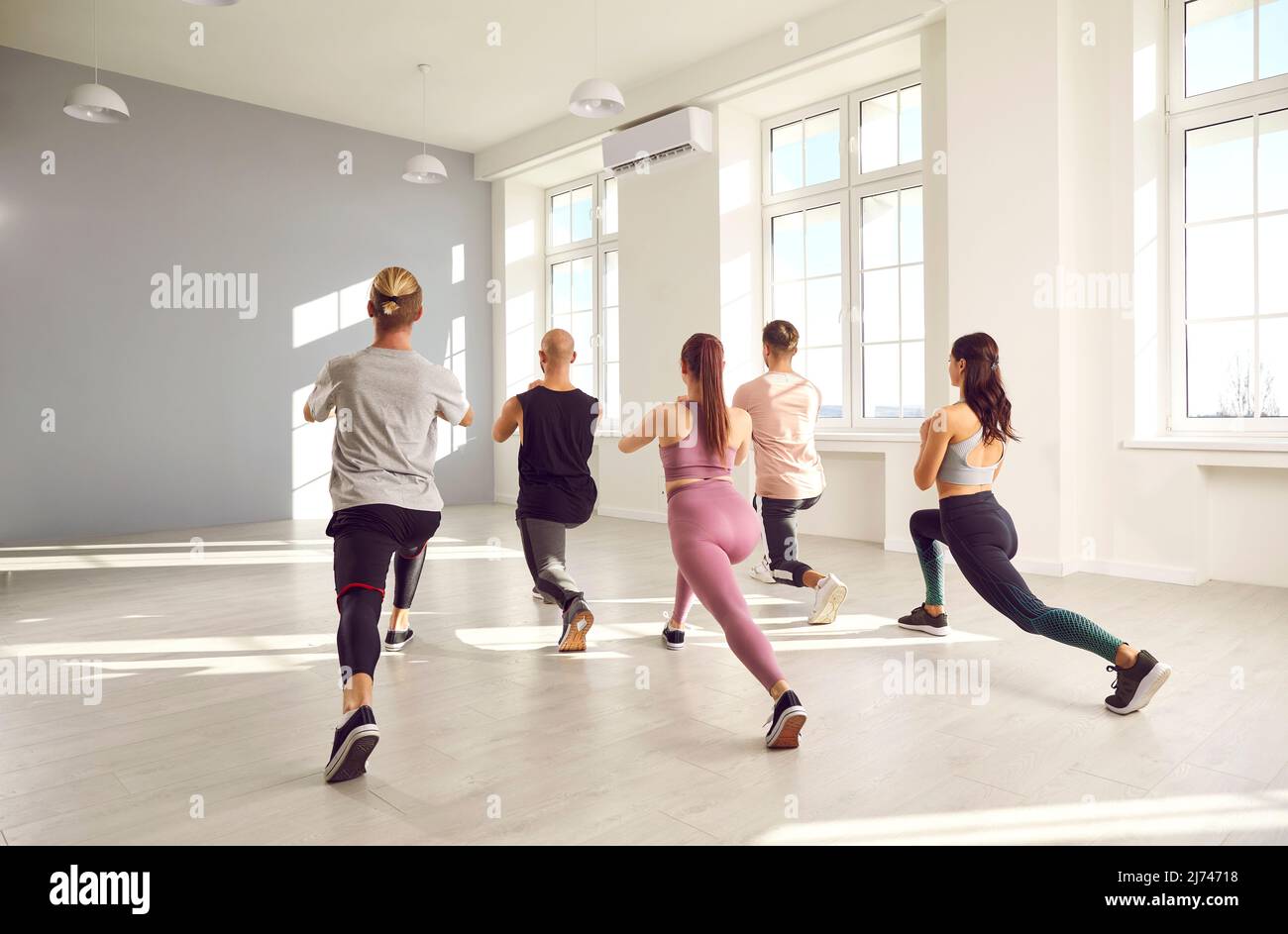 Lunges exercise gym hi-res stock photography and images - Alamy